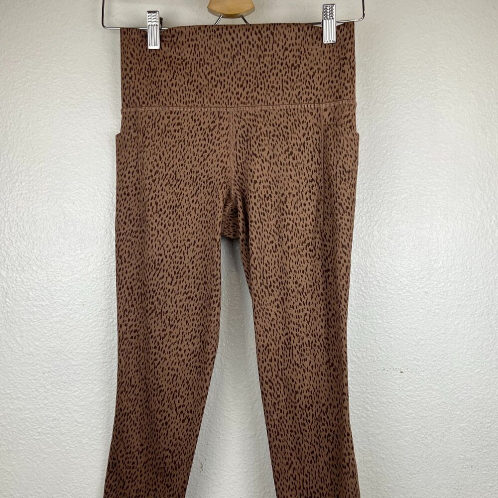 Athleta Womens Leopard Print Salutation Stash Pocket II Printed 7/8 Leggings S‎